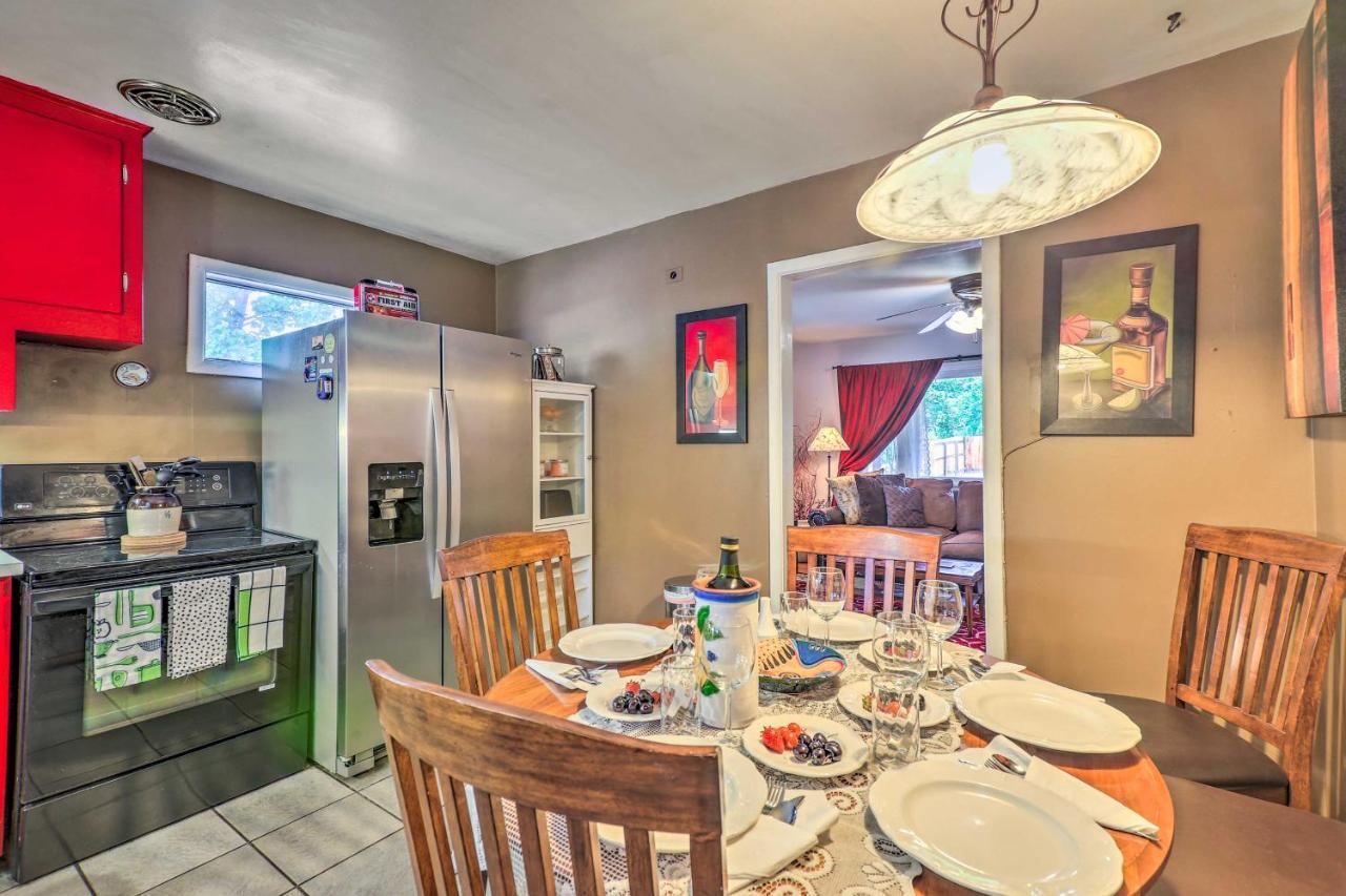 Relaxing Golden Getaway With Grill Less Than 1 Mi To Town! Exterior photo
